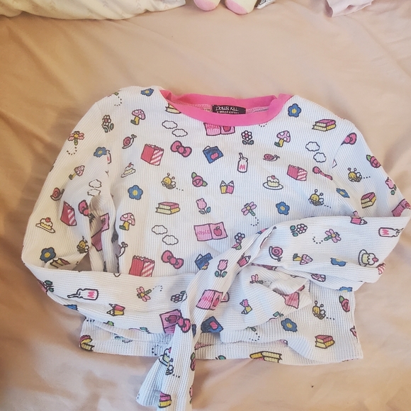hello kitty x dollskill crop top - Picture 2 of 3